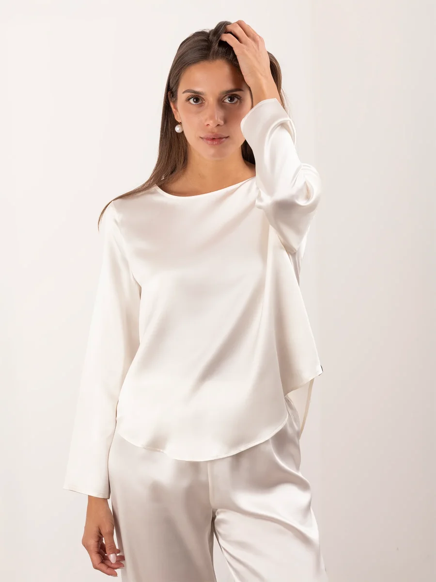 Blusa in Seta con Scollo Rotondo e Fondo Asimmetrico - Bianco Naturale - immagine 2